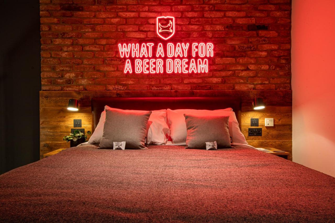 ホテル Brewdog Doghouse エディンバラ エクステリア 写真