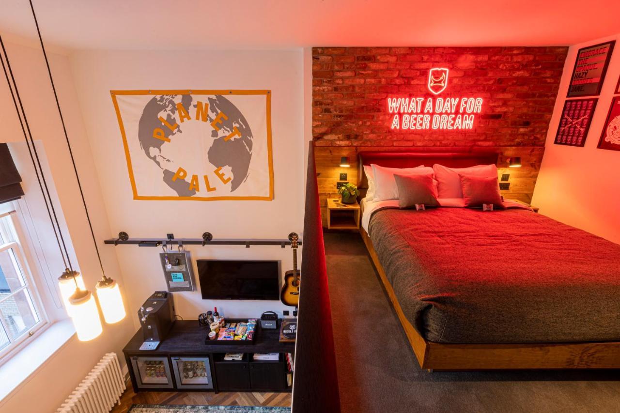ホテル Brewdog Doghouse エディンバラ エクステリア 写真