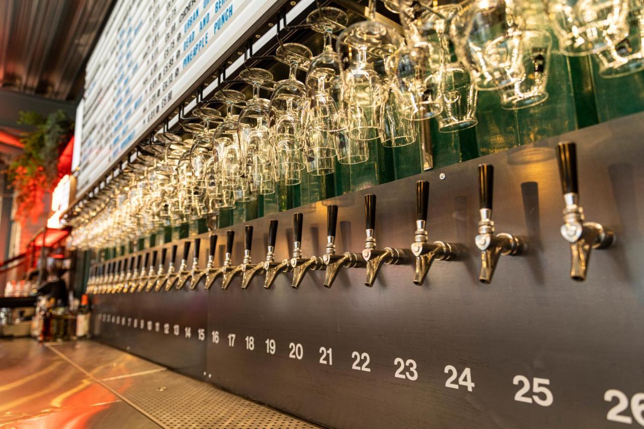 ホテル Brewdog Doghouse エディンバラ エクステリア 写真